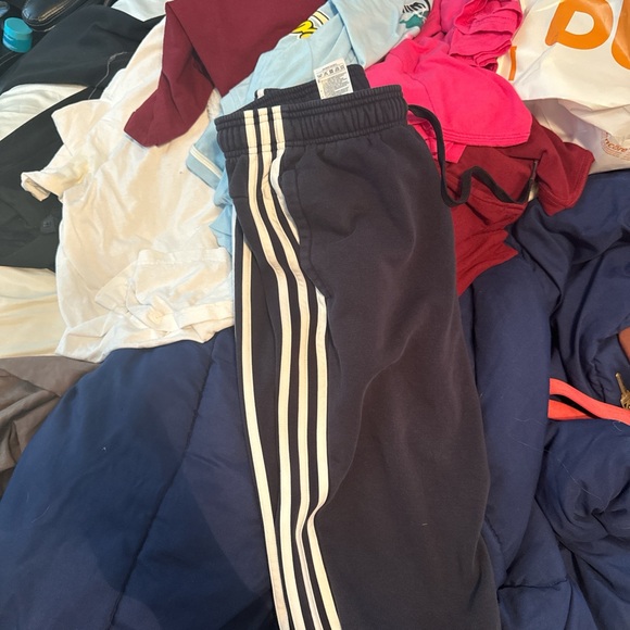 Adidas pants size medium worn 2 times - Picture 3 of 3